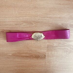 Vintage 80’s Pink Leather Shell Belt